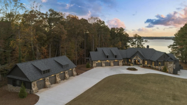 Lakefront Estate In Georgia With 3 Kitchens (PHOTOS)