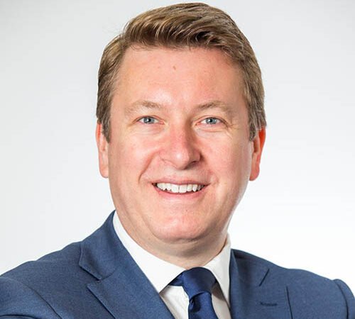 Conveyancers back regulation of estate agents in home-buying overhaul