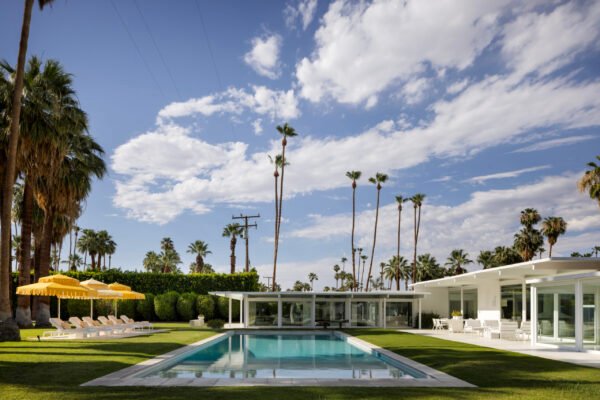 An Architectural Jewel with a Hollywood Pedigree in the Heart of Palm Springs