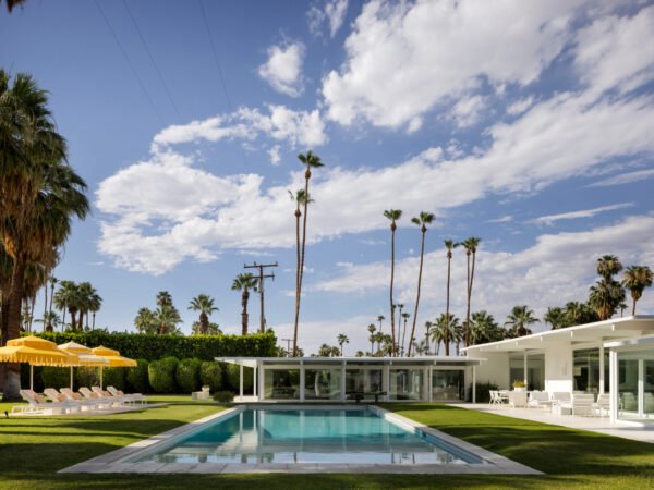 An Architectural Jewel with a Hollywood Pedigree in the Heart of Palm Springs