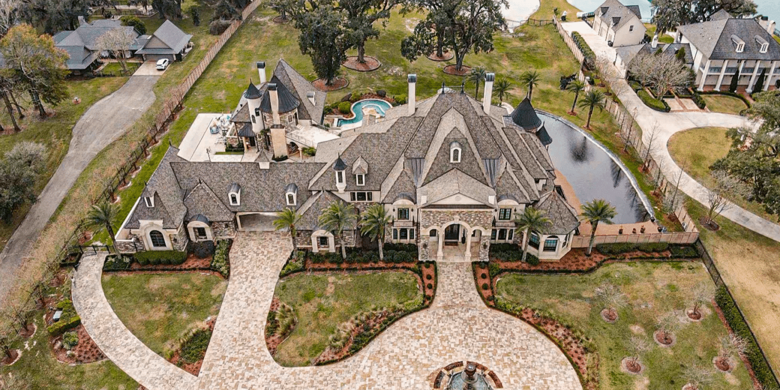 Grand Million Home In Baton Rouge, Louisiana (PHOTOS) Grand Million Home In Baton Rouge, Louisiana (PHOTOS)