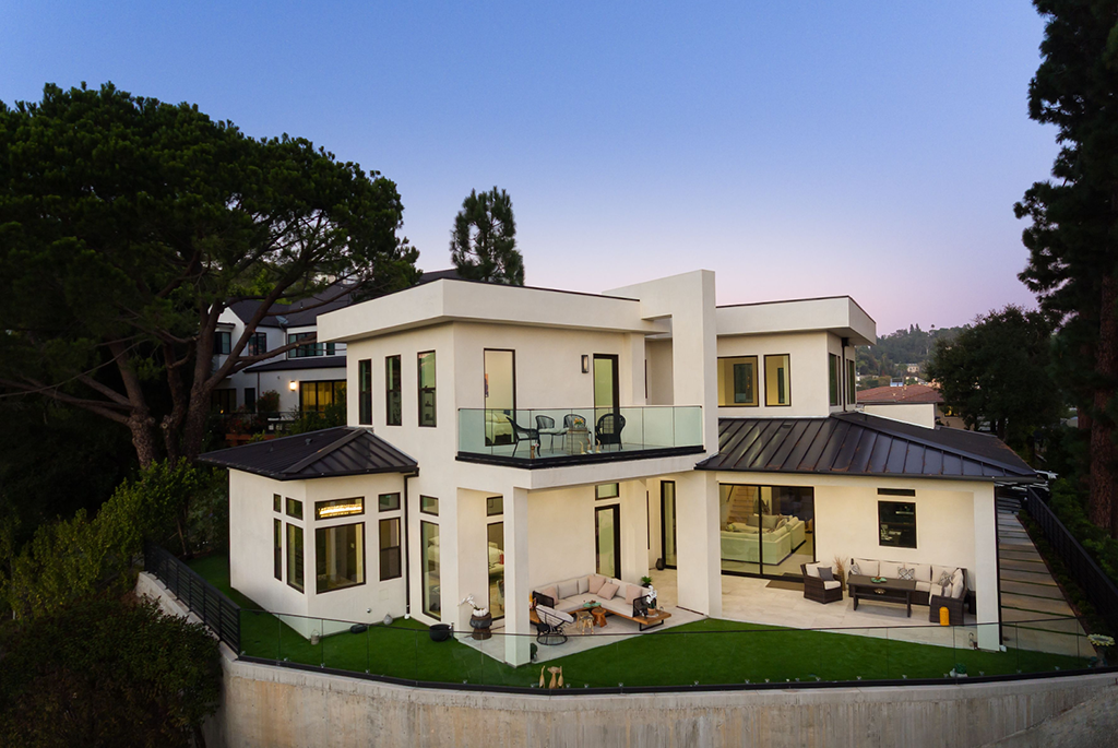 A Cutting-Edge Architectural Retreat in the Hills of Bel Air