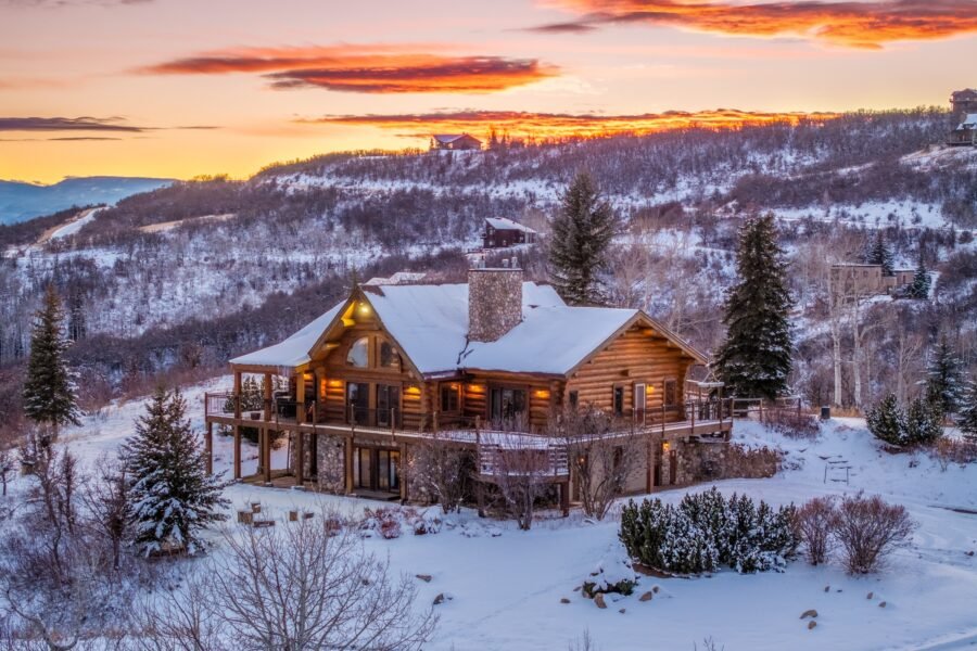 Homes for Sale Under M