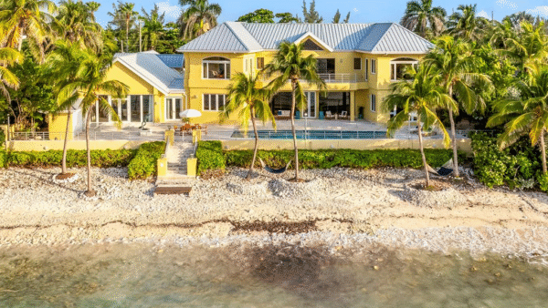 A Grand Cayman Waterfront Escape with Ocean Views at Every Turn