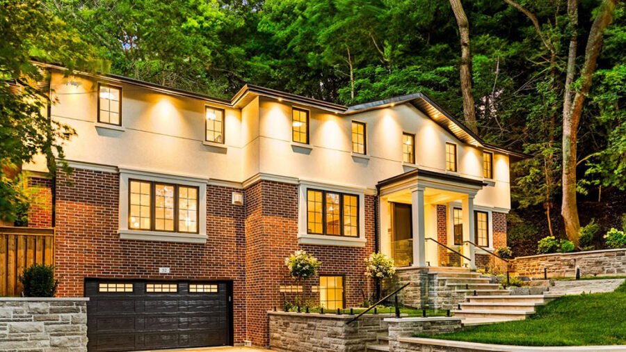A Stately Retreat on One of Toronto’s Most Prestigious Streets