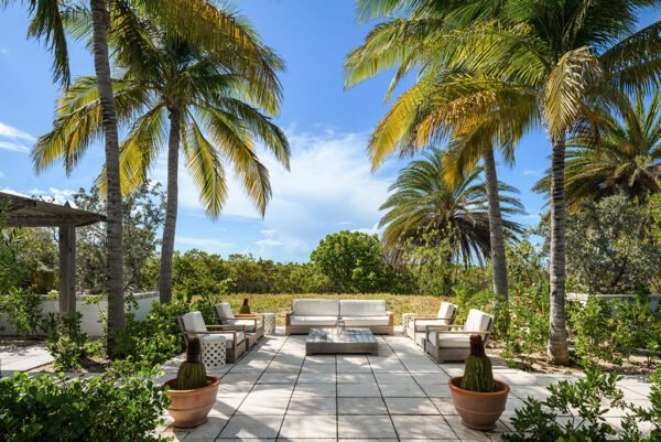 Island Living Immersed in Nature