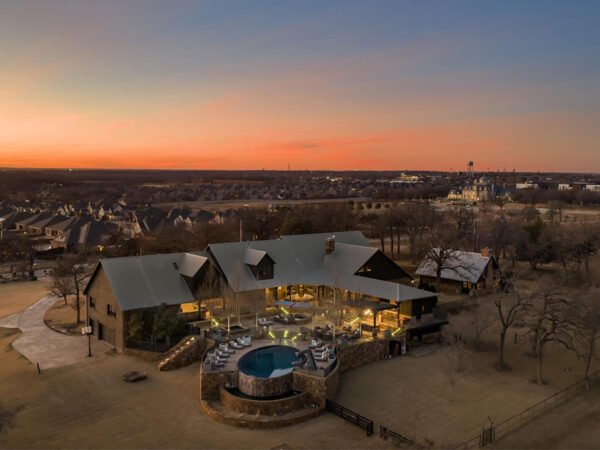 A Versatile North Texas Offering