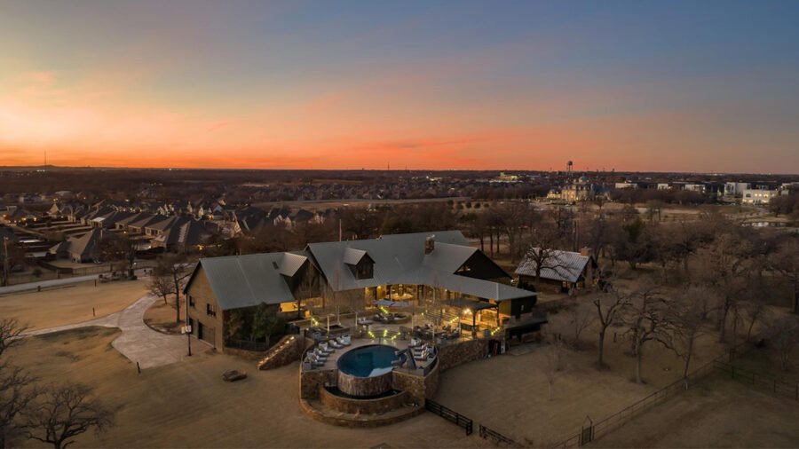 A Versatile North Texas Offering