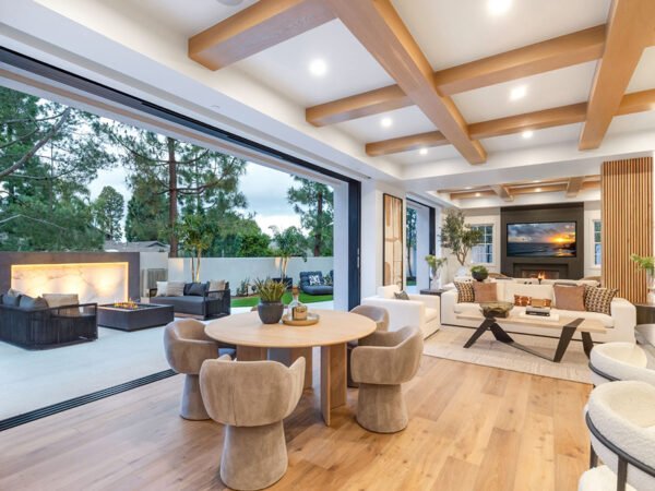 A California-Cool Estate in Newport Beach’s Big Canyon