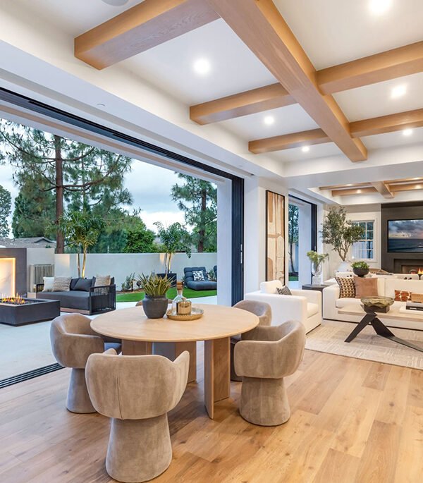 A California-Cool Estate in Newport Beach’s Big Canyon