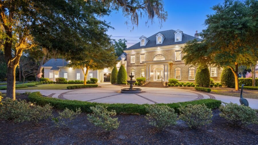 A Singular Lowcountry Estate in South Carolina