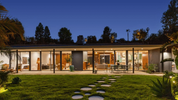 A Stylish Celebration of 1964 Design in Royal Oaks