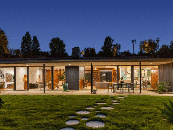 A Stylish Celebration of 1964 Design in Royal Oaks