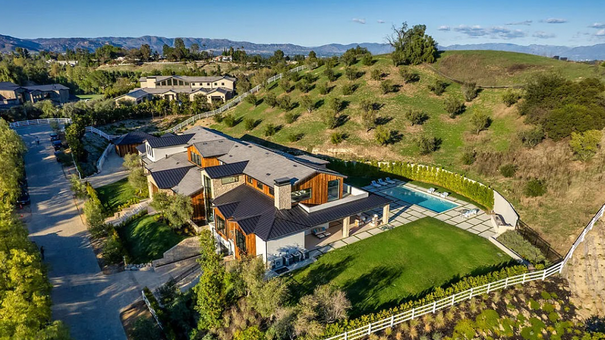 Discover The Collection at Hidden Hills