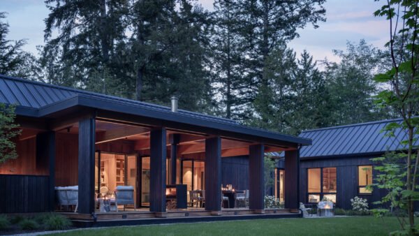 Camphomes Debuts Its First Precision-Made Residence on Bainbridge Island