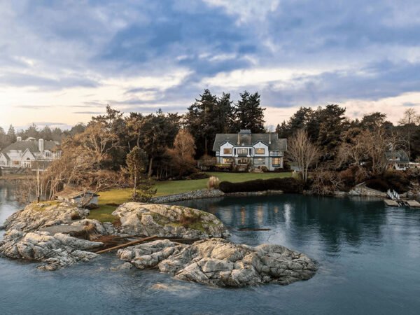 A Storied Waterfront Estate Comes to Market on Vancouver Island’s Oak Bay