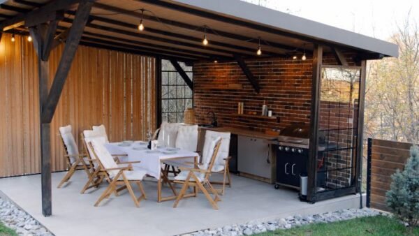 How to Plan an Outdoor Kitchen