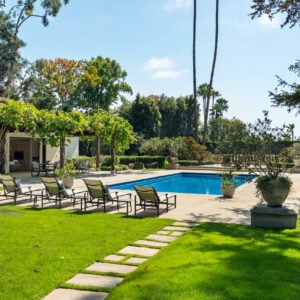 A Historic La Jolla Estate Shaped by Its Gardens