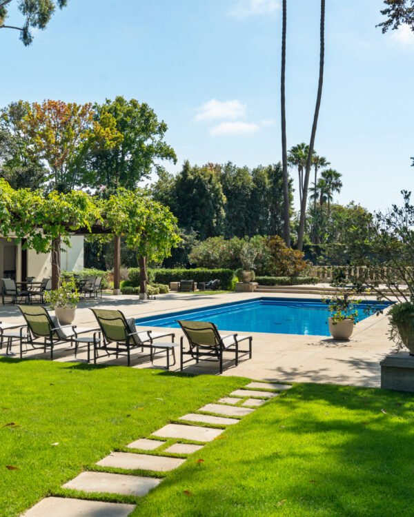 A Historic La Jolla Estate Shaped by Its Gardens