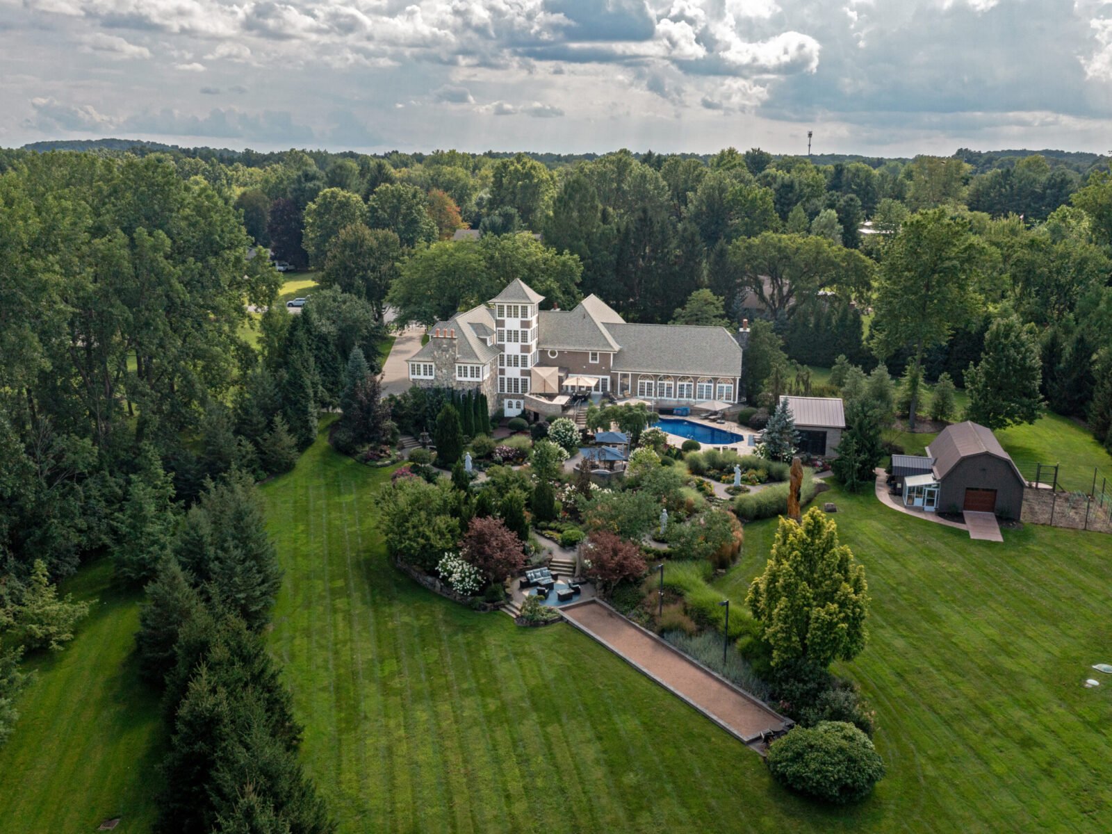 An Enchanting Garden Estate in Richfield, Ohio