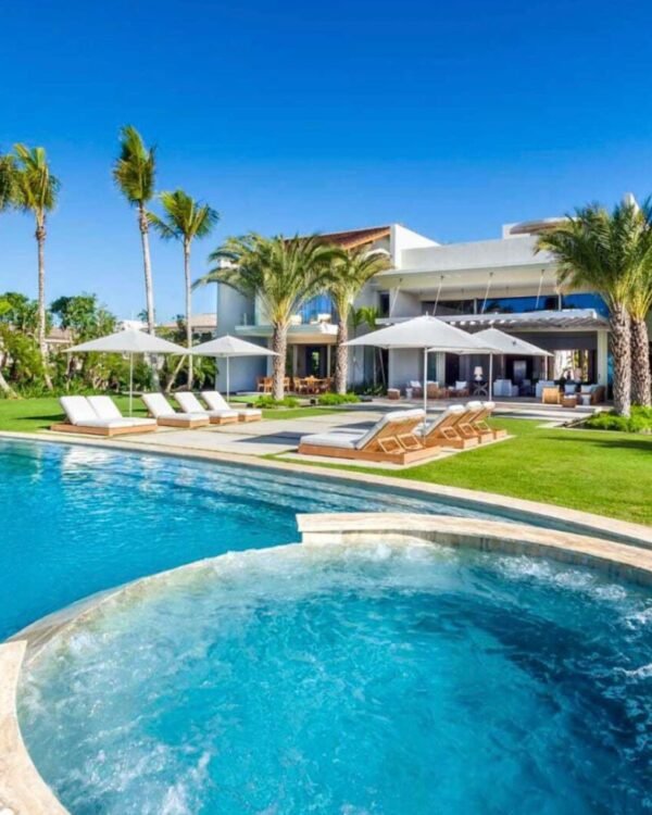 Tour A New Custom-Built Villa in the Dominican Republic 