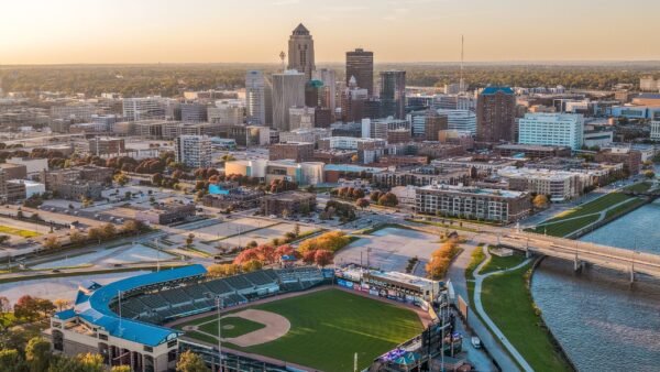 The Agency Debuts New Office in Des Moines